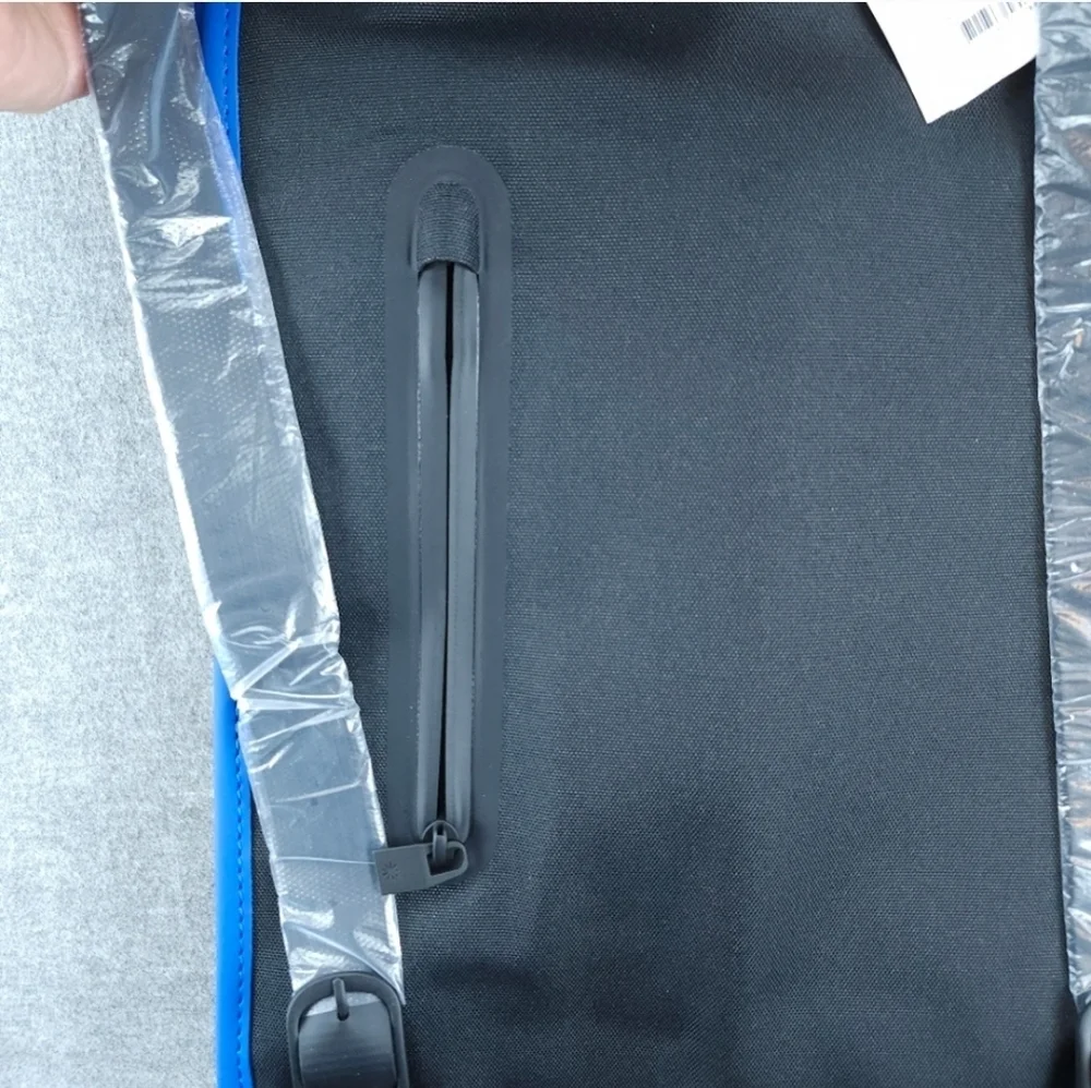Rains Rolltop Rucksack Backpack W3 Waterproof Waves (Blue) $125 Msrp NWTS‎